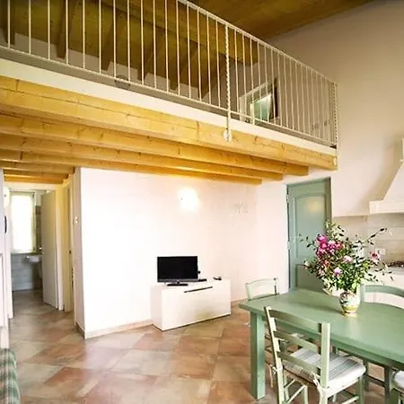 Casale Di Pegol 公寓 *