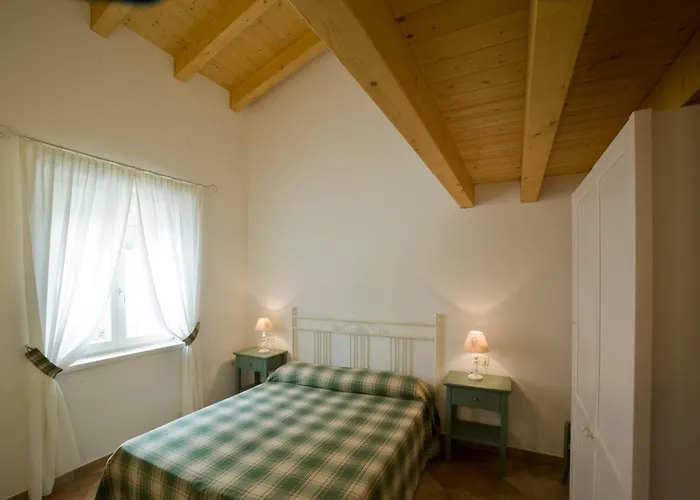Casale Di Pegol تينيالي
