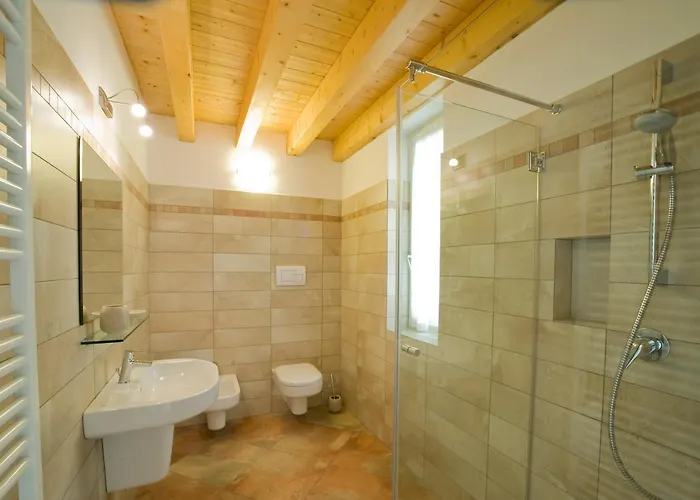 Casale Di Pegol شقة